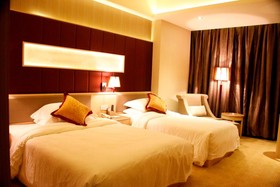 Paragon Holiday Hotel