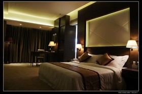 Paragon Holiday Hotel