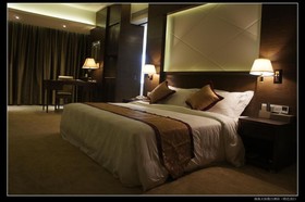 Paragon Holiday Hotel