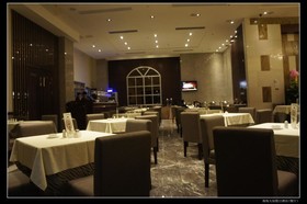 Paragon Holiday Hotel