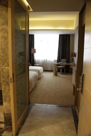 Paragon Holiday Hotel