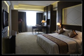 Paragon Holiday Hotel