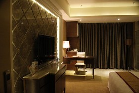 Paragon Holiday Hotel