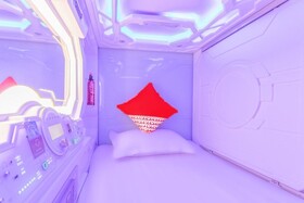 Zhuhai Dreamers Capsule Hotel