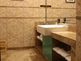 Zhuhai Platinum Holiday Hotel