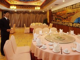 Paradise Hotel