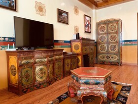 Lubhum Tsang Boutique Hotel