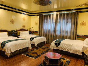 Lubhum Tsang Boutique Hotel