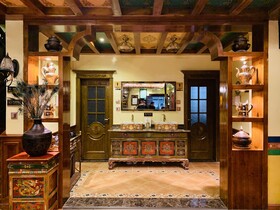 Lubhum Tsang Boutique Hotel