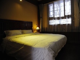 Ruo Chujian Youth Hostel