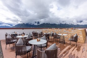 UrCove by Hyatt Nyingchi