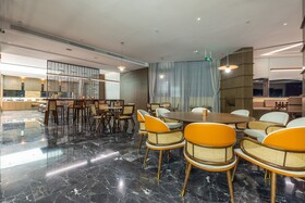 UrCove by Hyatt Nyingchi