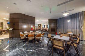 UrCove by Hyatt Nyingchi
