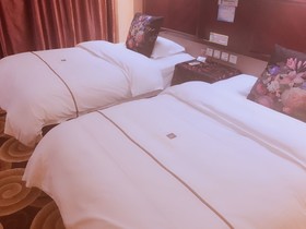 Qinxin Holiday Hotel - Shangri-la