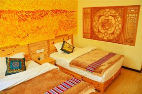 Shangri-La Baita International Youth Hostel
