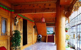 Shangri-La Baita International Youth Hostel