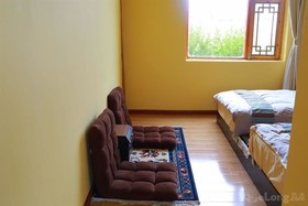 Shangri-la Maji Sunflower Inn