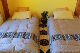 Shangri-la Maji Sunflower Inn