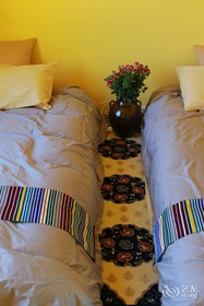 Shangri-la Maji Sunflower Inn