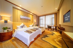 Shangri-La Moonlight International Hotel