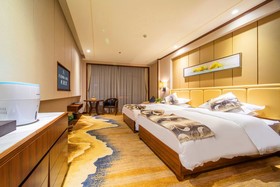 Shangri-La Moonlight International Hotel
