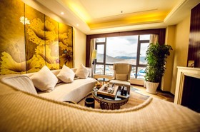 Shangri-La Moonlight International Hotel