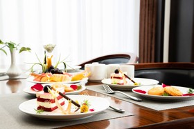 Shangri-La Moonlight International Hotel