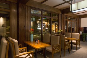 Shangri-La Wonderland Boutique Hotel