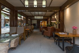 Shangri-La Wonderland Boutique Hotel