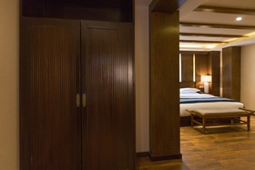 Shangri-La Wonderland Boutique Hotel