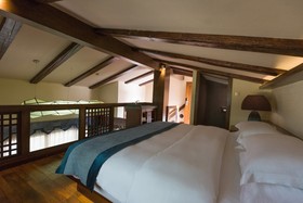 Shangri-La Wonderland Boutique Hotel