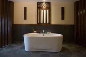 Shangri-La Wonderland Boutique Hotel