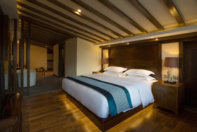 Shangri-La Wonderland Boutique Hotel