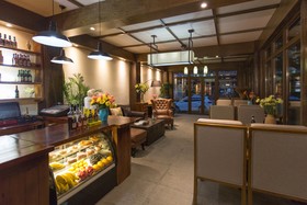 Shangri-La Wonderland Boutique Hotel