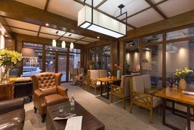 Shangri-La Wonderland Boutique Hotel