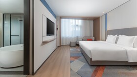Holiday Inn Express Shangri La
