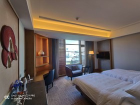 Shangri-La Resort, Shangri-La