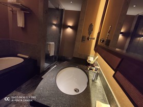 Shangri-La Resort, Shangri-La
