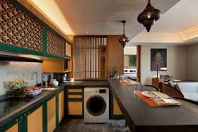 Shangri-La Resort, Shangri-La