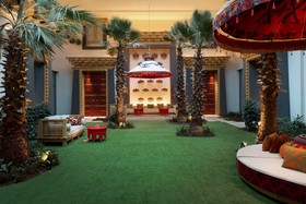 Shangri-La Resort, Shangri-La