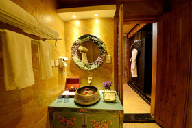 Kunlun Inn Shangri-La