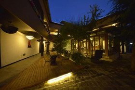 Kunlun Inn Shangri-La