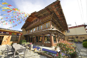 Kunlun Inn Shangri-La