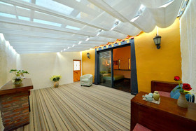 Kunlun Inn Shangri-La