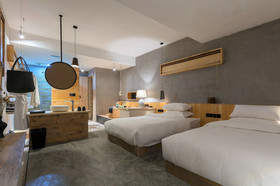 Shangri-la Karesansui Hotel