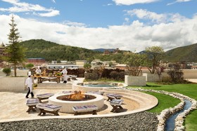 Shangri-La Resort, Shangri-La