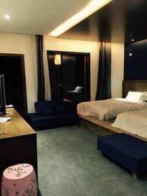 Shangri-La Youyou Inn