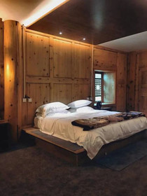 Shangri-La Youyou Inn