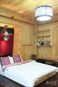 Shangri-la Zhengyi Homestay