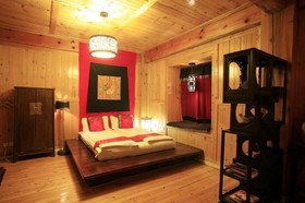 Shangri-la Zhengyi Homestay